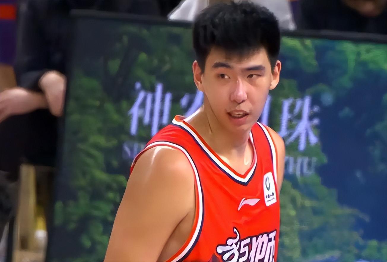 kaiyun-广东宏远3消息！徐昕打脸杜锋，徐杰继续梦游，胡明轩王者归来